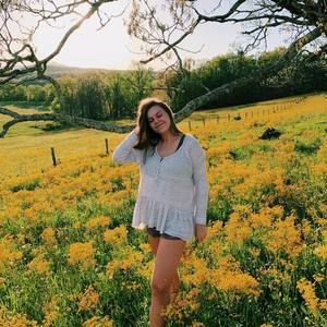 Meet your Posher, Maddie